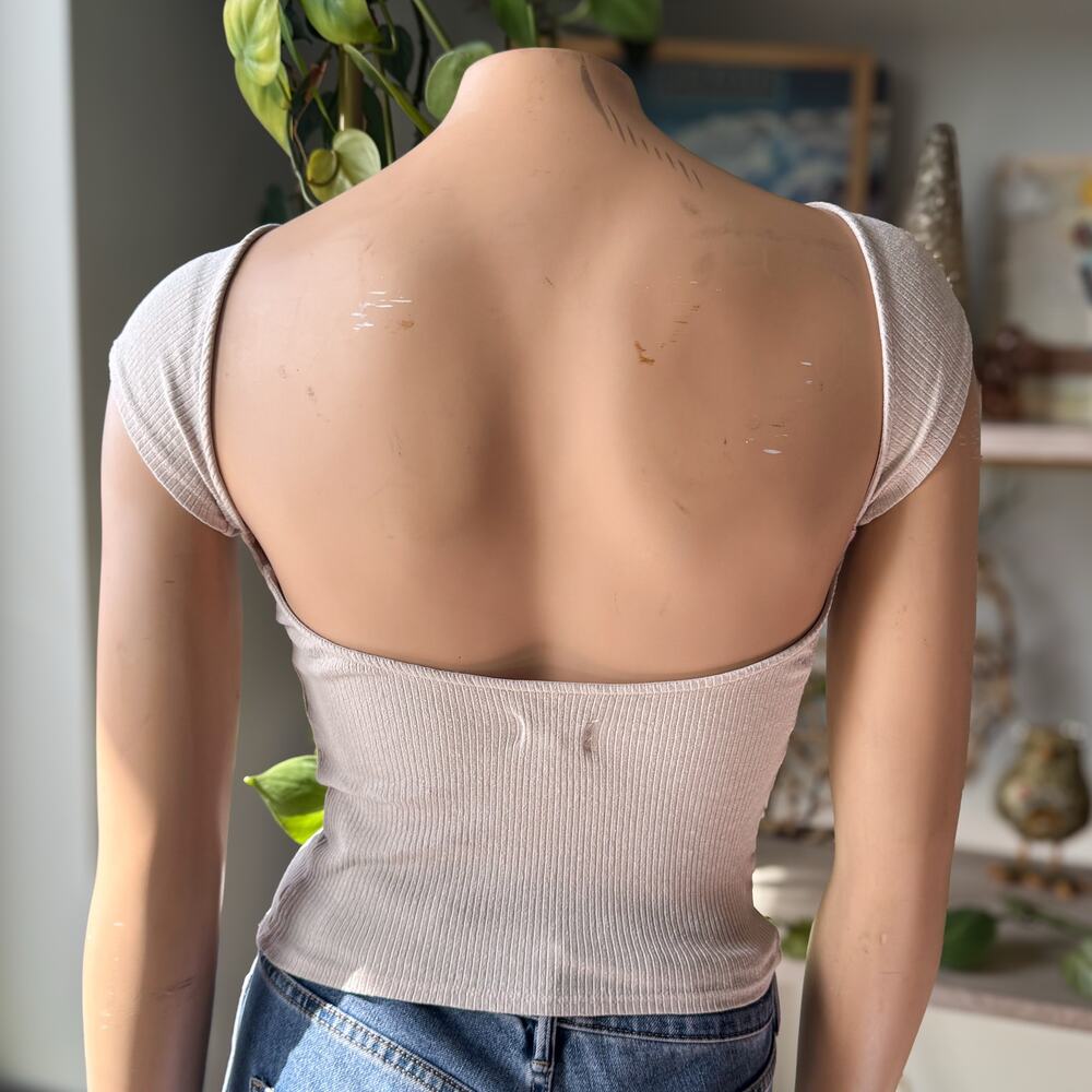 Aerie Ribbed Open Back Fitted T-Shirt Empire Cream Clean Girl Minimalist - XS - Picture 2 of 11